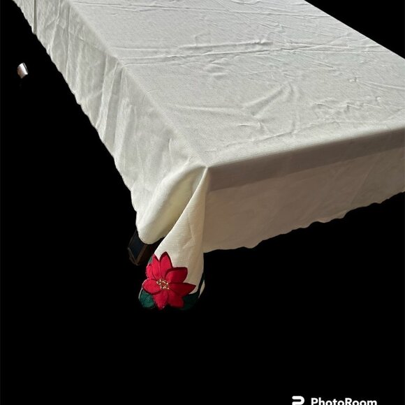 Beige Holiday Tablecloth w Poinsette Flowers 102x60 EUC - Picture 1 of 4